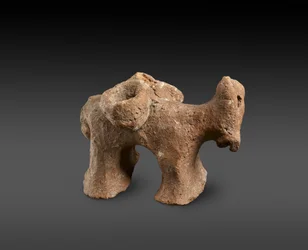 パニエ、キプロス（テラコッタ）とロバの先史時代のモデル